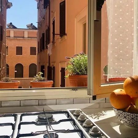 Vlad House, Close The Colosseum Appartement