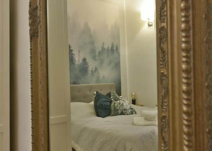 Vlad House, Close The Colosseum Ρώμη